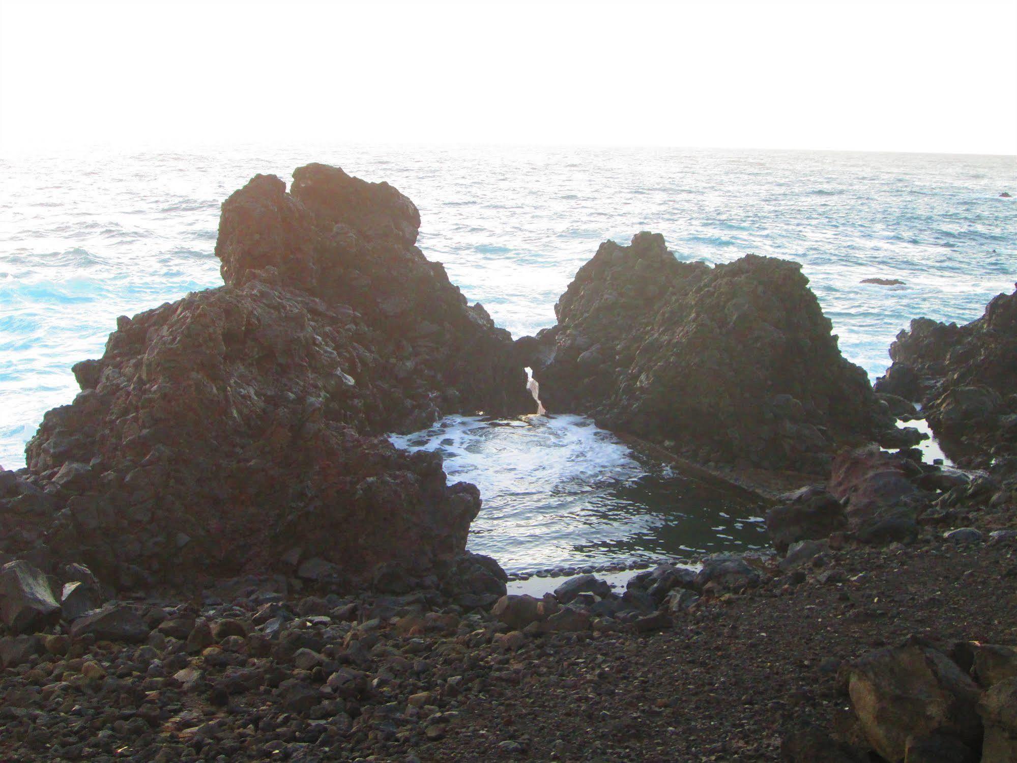 Iorana Isla De Pascua Hotel Hanga Roa Extérieur photo